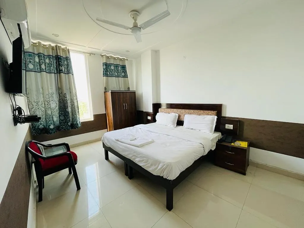 Hotel Dolphin Gurgaon 0*,  Indien