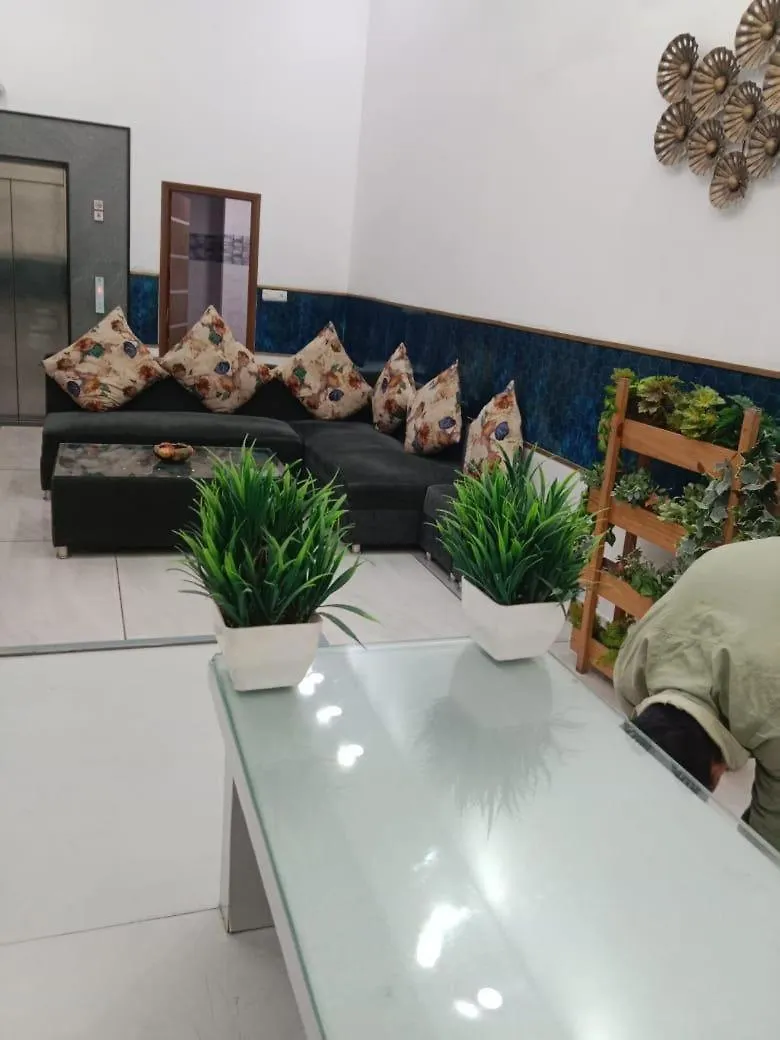 Hotel Dolphin Gurgaon